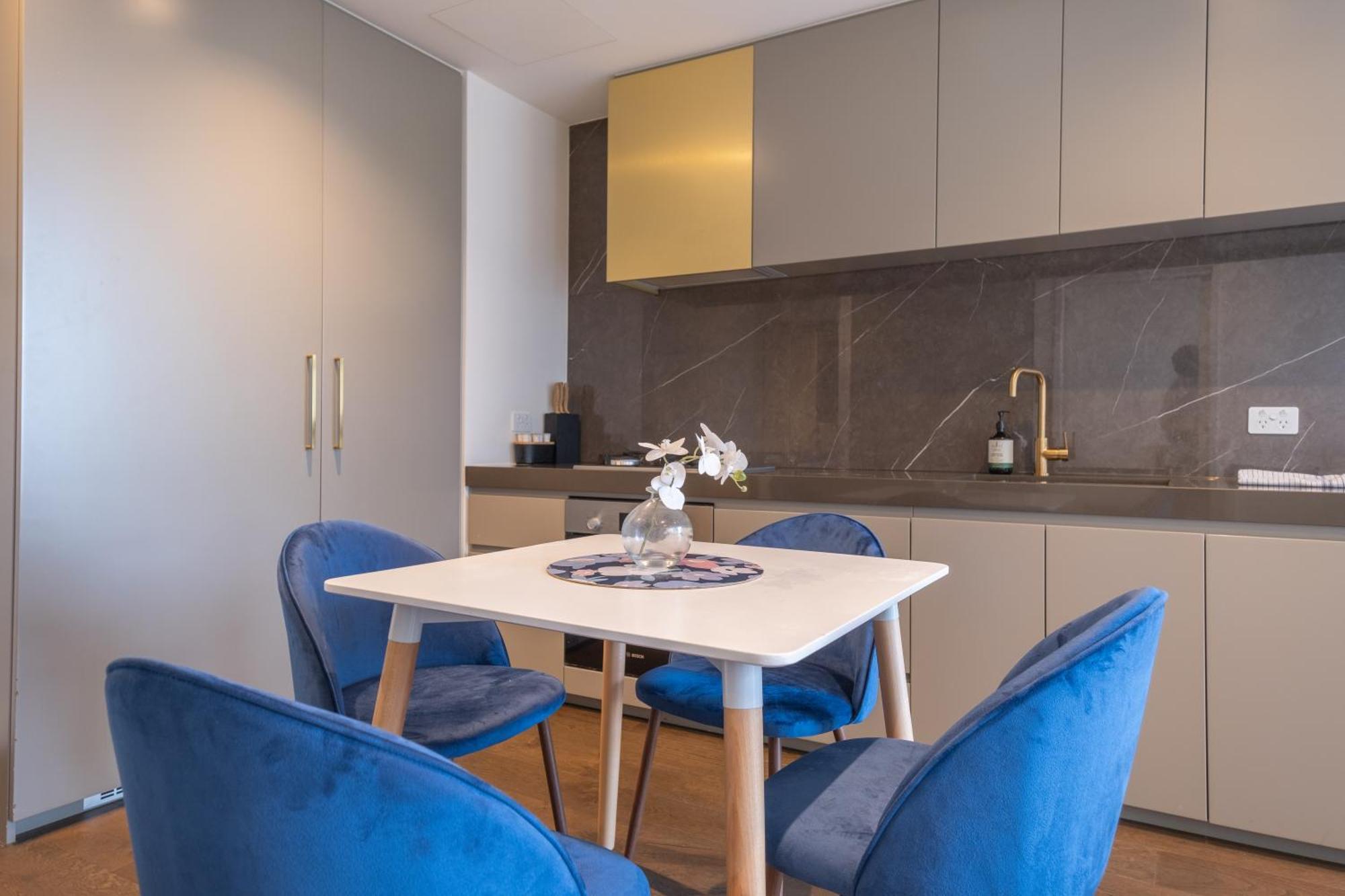 Relaxed 1Br1Ba City View Apt Wifi In Cbd Melbourne Bagian luar foto